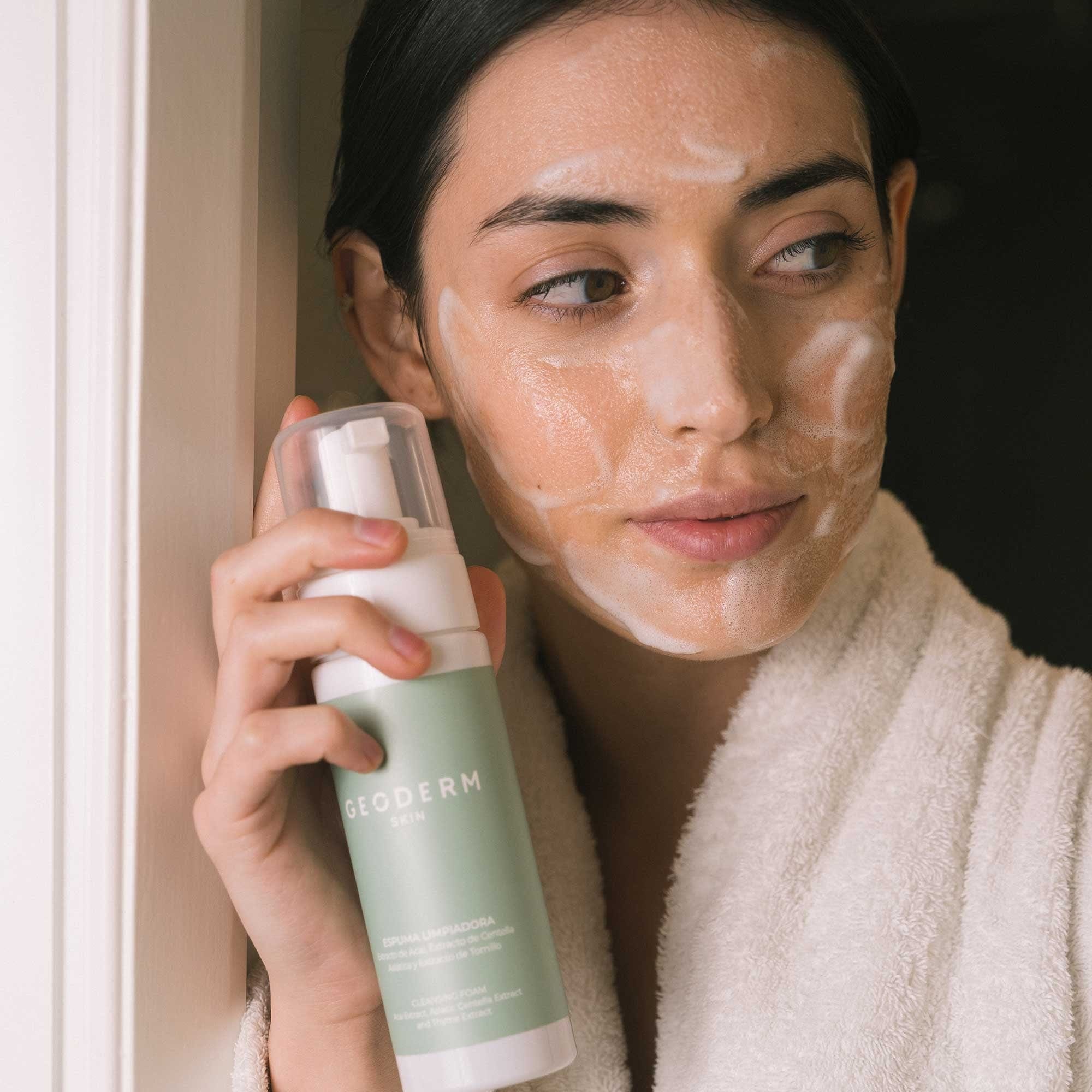 Geoderm Cleansing Foam 150ml